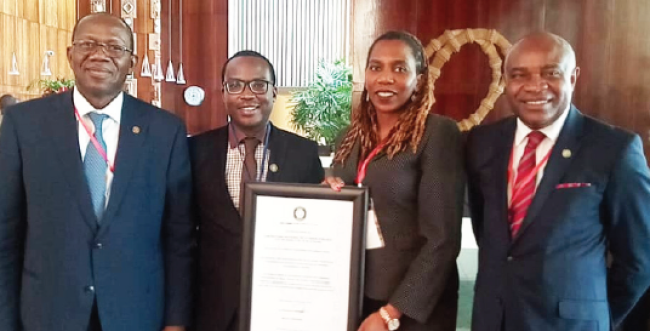 Successfully strengthening regional accreditation in West Africa: SOAC has issued its first accreditation certificates in Côte d’Ivoire and Benin